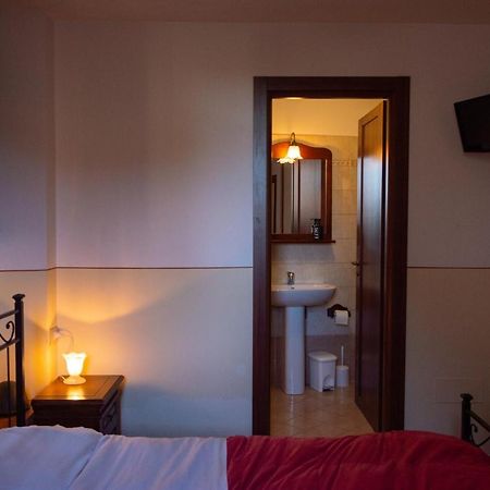 Il Vicolo De Ascesi Apartman Assisi Kültér fotó